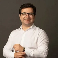 Кушнер Алексей